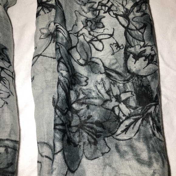 Infinity scarf - Picture 2 of 2